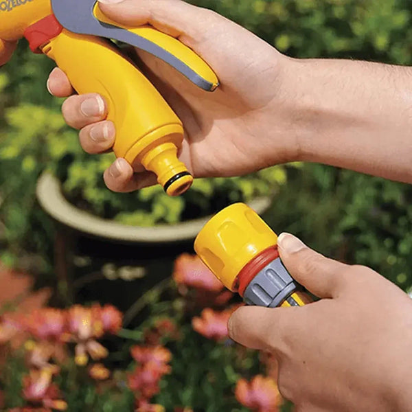 Hozelock 2185 connector to spray gun