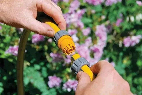 Hozelock 2100 hose connect and repair