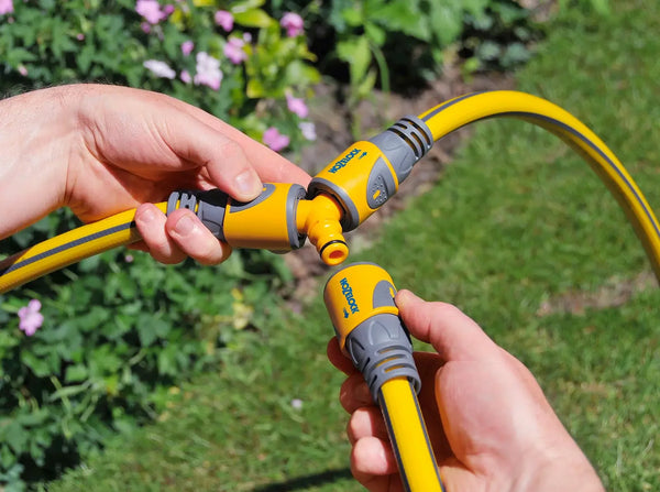 Hozelock 2293 Y Connector For Garden Hoses.